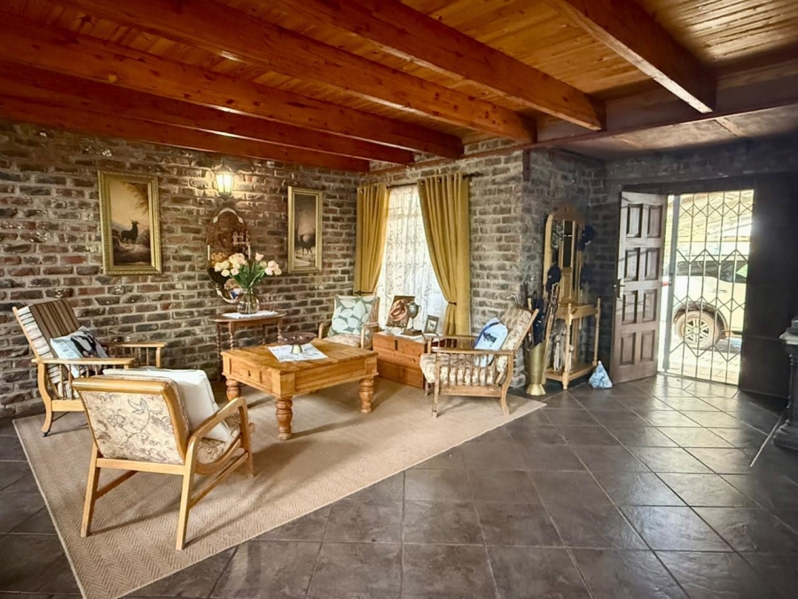 6 Bedroom Property for Sale in Bainsvlei Free State